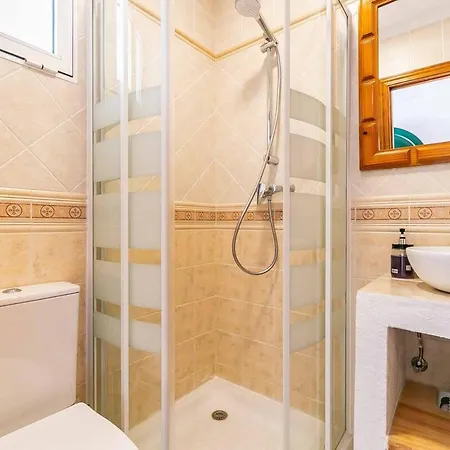 Сasa de vacaciones 125- Beautiful Andalusian House With Private Patio