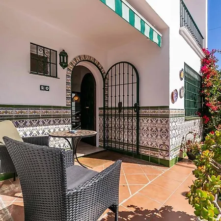 Сasa de vacaciones 125- Beautiful Andalusian House With Private Patio *