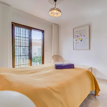 125- Beautiful Andalusian House With Private Patio
