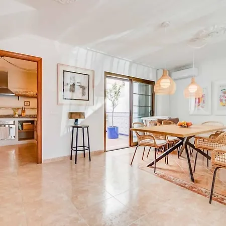 125- Beautiful Andalusian House With Private Patio